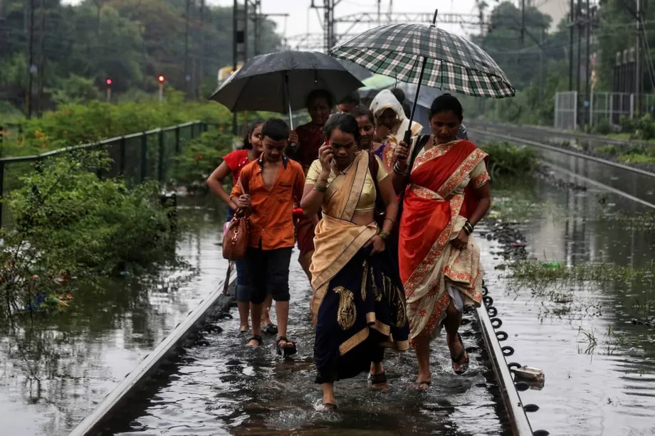 Pourquoi les inondations de mousson paralysent les villes indiennes : comprendre la crise urbaine