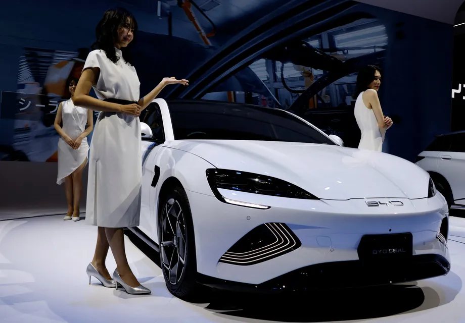 Guerre des prix des véhicules électriques en Chine : les baisses agressives de BYD sèment la tourmente dans le secteur et inquiètent les autorités