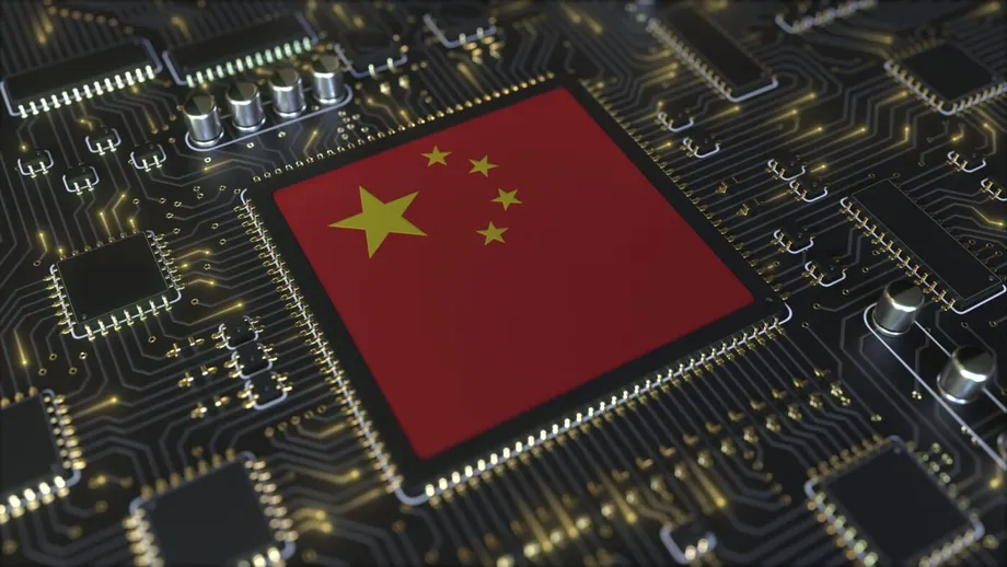 La percée chinoise dans les puces photoniques : contourner les restrictions américaines et façonner l’avenir des technologies quantiques