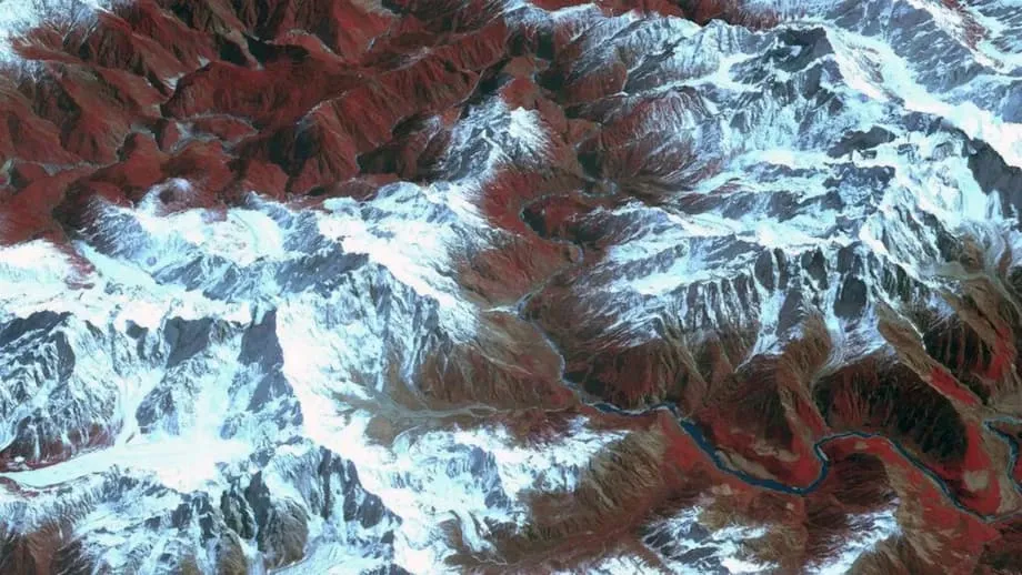 Le mégabarrage chinois sur le Yarlung Tsangpo : prouesse d’ingénierie ou foyer de tensions régionales ?