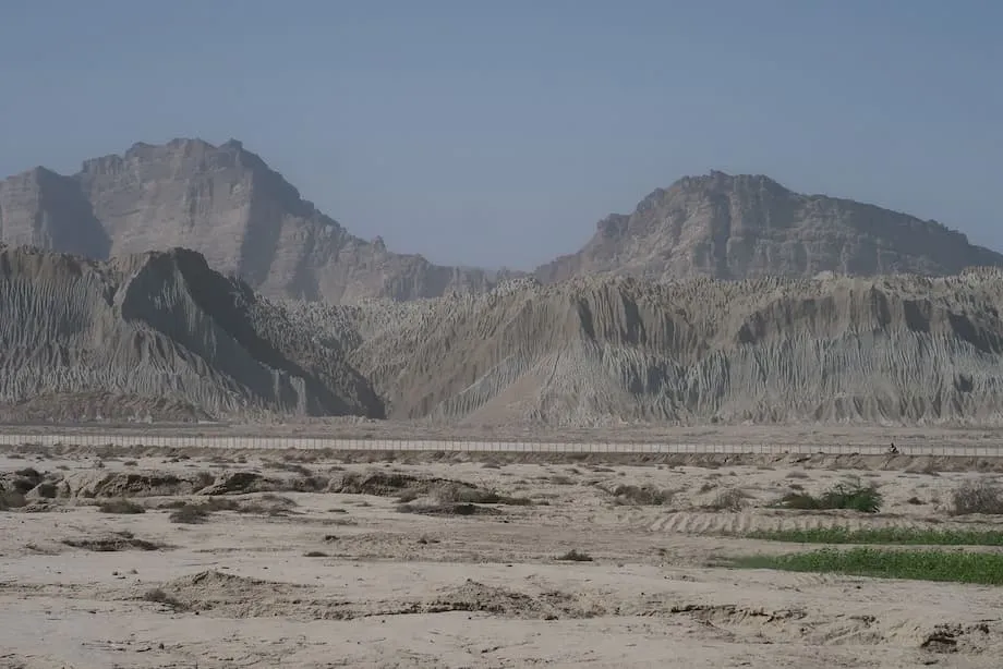 Un crime d’honneur filmé au Baloutchistan révèle un patriarcat profondément enraciné et suscite l’indignation au Pakistan