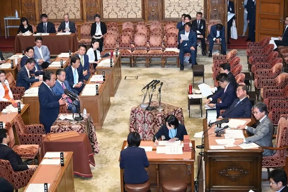 Le débat politique au Japon sur son histoire de guerre : mémoire, identité et lutte pour l’âme de la nation