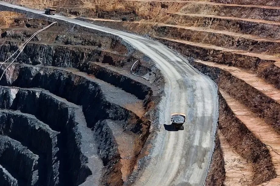 La répression de l’extraction du lithium en Chine : de nouvelles réglementations remodèlent une industrie mondiale