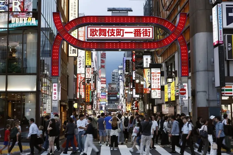 Les Hongkongais toujours séduits par le Japon malgré les nouvelles taxes touristiques : pourquoi l’attrait demeure