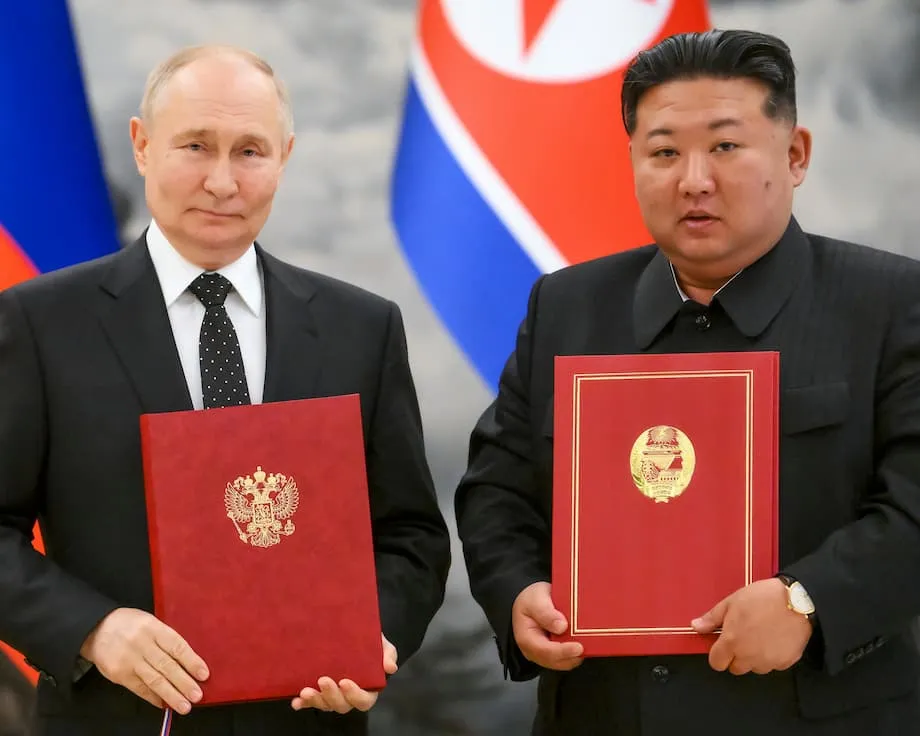 Poutine et Kim aux côtés de Xi lors du défilé militaire chinois : une démonstration de défi, d’unité et de puissance