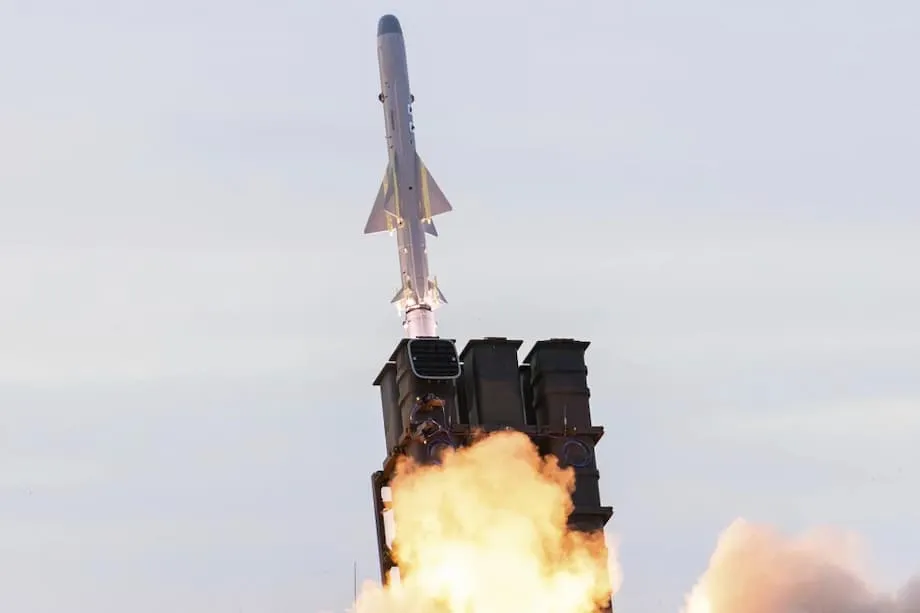 Le Japon accélère le déploiement de missiles à longue portée face à la montée des tensions régionales