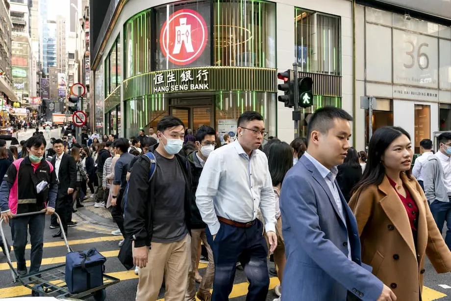 L’afflux de talents de Chine continentale met à l’épreuve le marché du travail hongkongais, les garde-fous politiques et la cohésion sociale