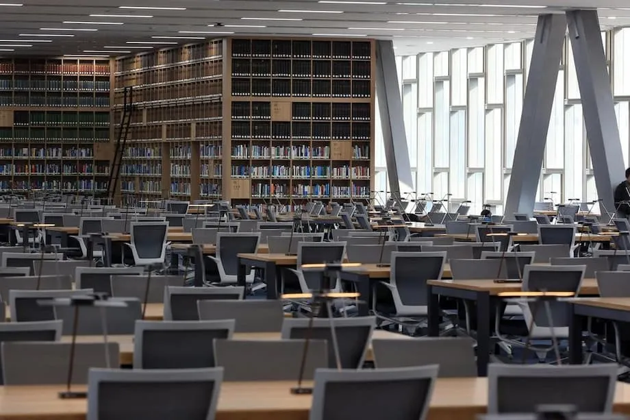 Pourquoi un nombre record d’étudiants quittent les universités d’élite sud-coréennes pour intégrer une faculté de médecine