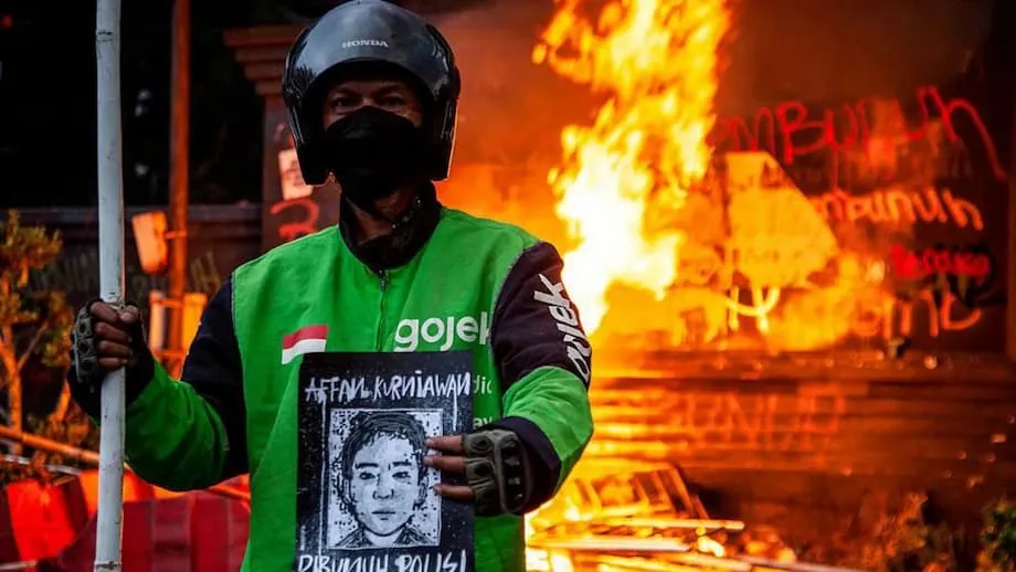 Les manifestations en Indonésie après la mort d’un livreur mettent Prabowo à l’épreuve