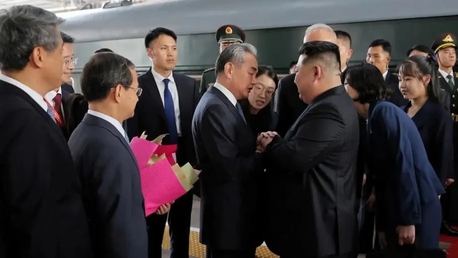 Kim Ju Ae entre en scène sur la scène internationale, possible future dirigeante de la Corée du Nord