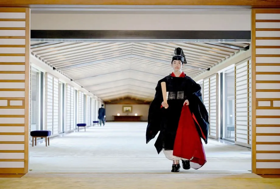 Le prince Hisahito du Japon entre dans l’âge adulte sur fond de crise de succession