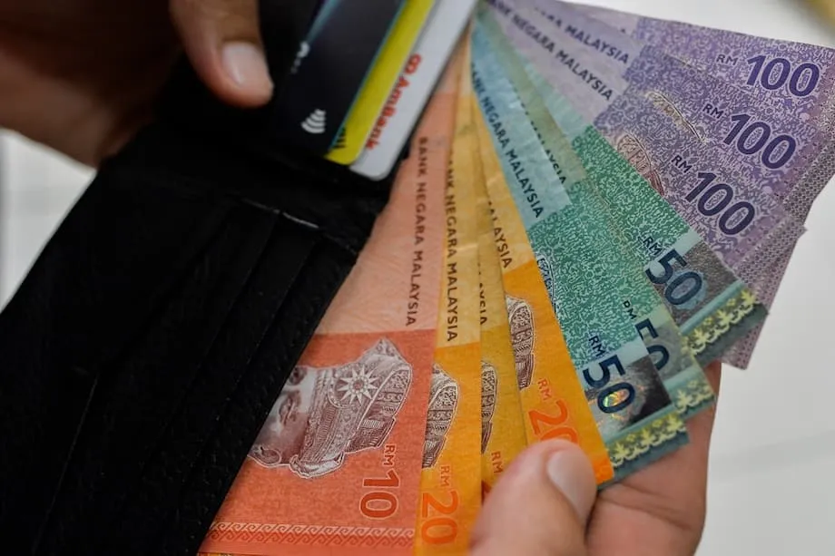 La dynamique de réforme de la Malaisie en 2025 : impôts, subventions, salaires et ce qui va changer pour tous
