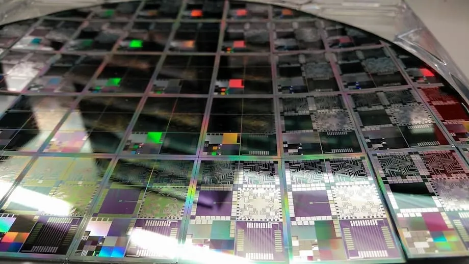 La Chine s’en prend à Nvidia et aux fabricants américains de puces avec des accusations d’abus de position dominante et de dumping, sur fond de tensions technologiques croissantes