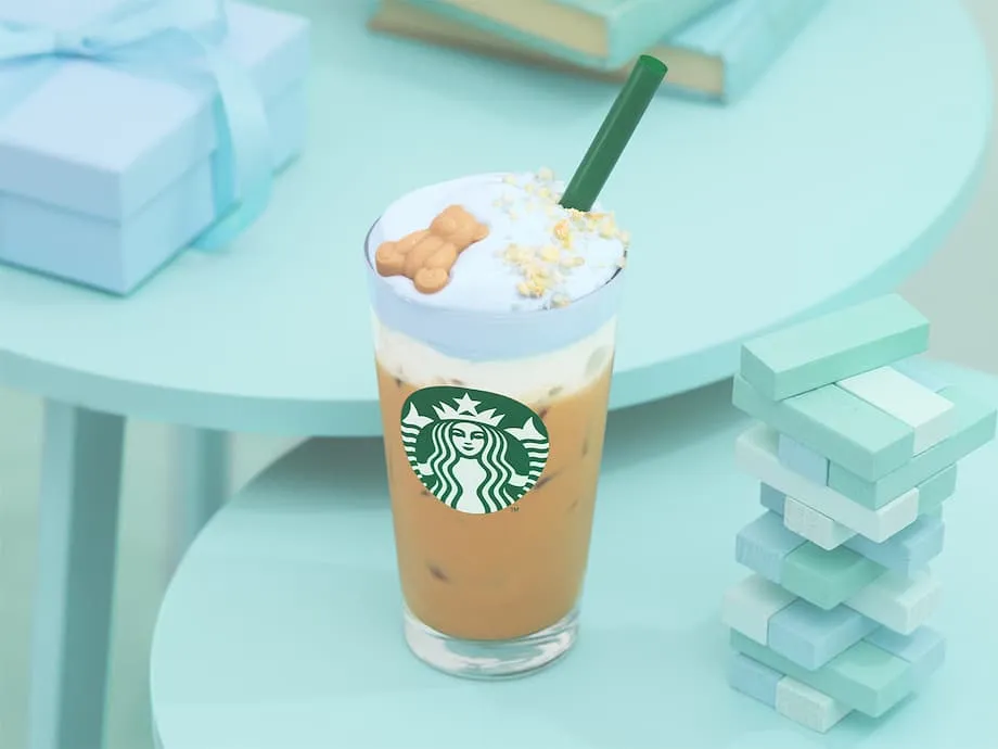 Starbucks Japan s’associe à Gelato Pique autour d’un latte inspiré des pyjamas et d’articles douillets