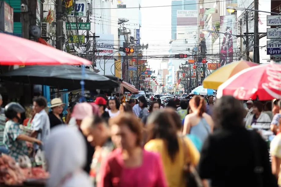 Les craintes pour la sécurité détournent les touristes chinois vers le Vietnam, tandis que la Thaïlande tente de regagner leur confiance