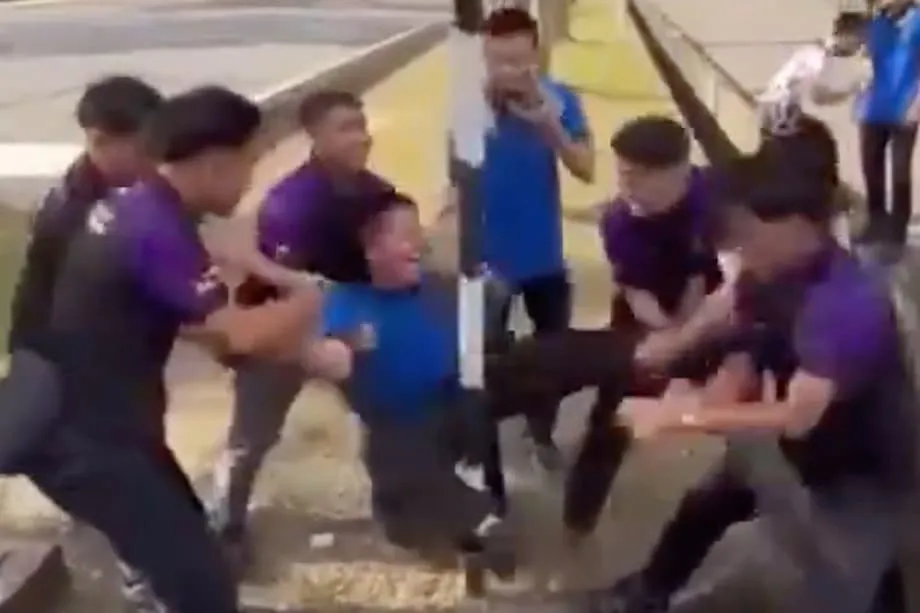 Une vidéo virale d’un bizutage Happy Corner dans un institut pour jeunes à Miri entraîne des suspensions et un renforcement de la lutte contre le harcèlement