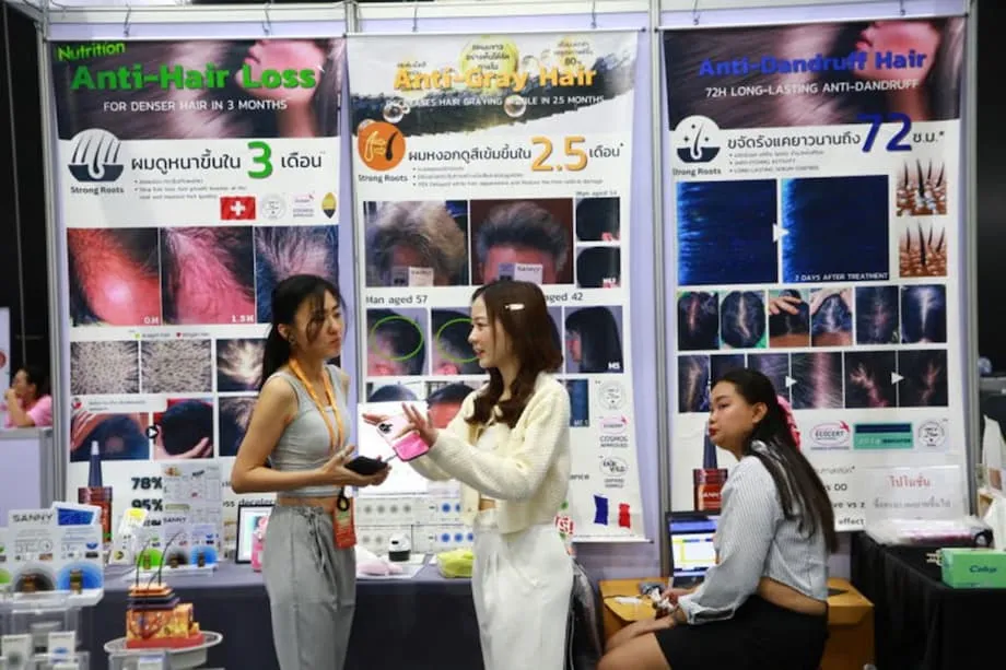 La génération Z thaïlandaise se tourne vers des marques moins chères et recherche le meilleur rapport qualité-prix dans un contexte de shopping très documenté et de budgets serrés