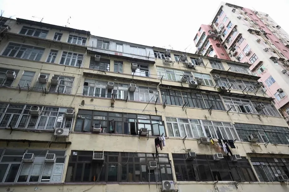Hong Kong va progressivement éliminer les logements-cages insalubres grâce à une nouvelle loi