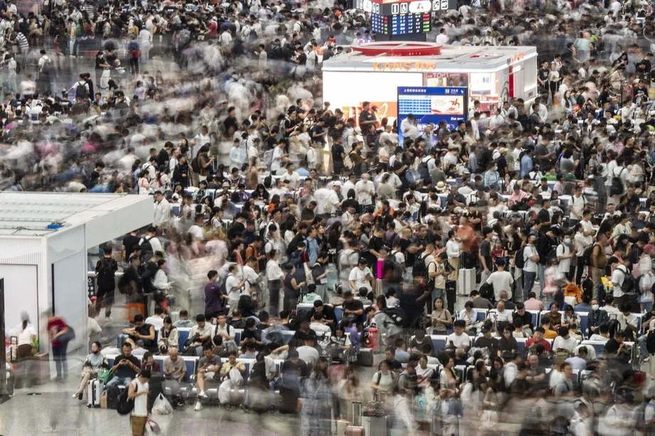 Les foules de la Golden Week mettent à l’épreuve la sécurité touristique en Chine, alors que les voyages s’intensifient et que les dépenses évoluent