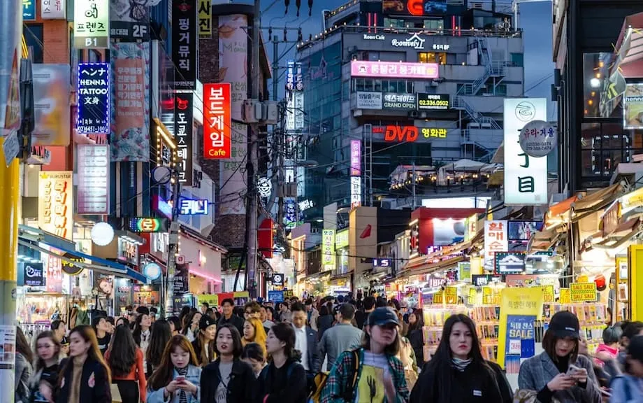 De l’écran à la rue : comment la culture coréenne transforme les voyages en Corée du Sud