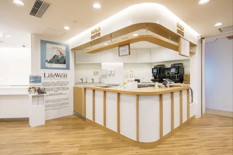Pourquoi les marques de mode à Hong Kong se mettent au café pour faire revenir les clients