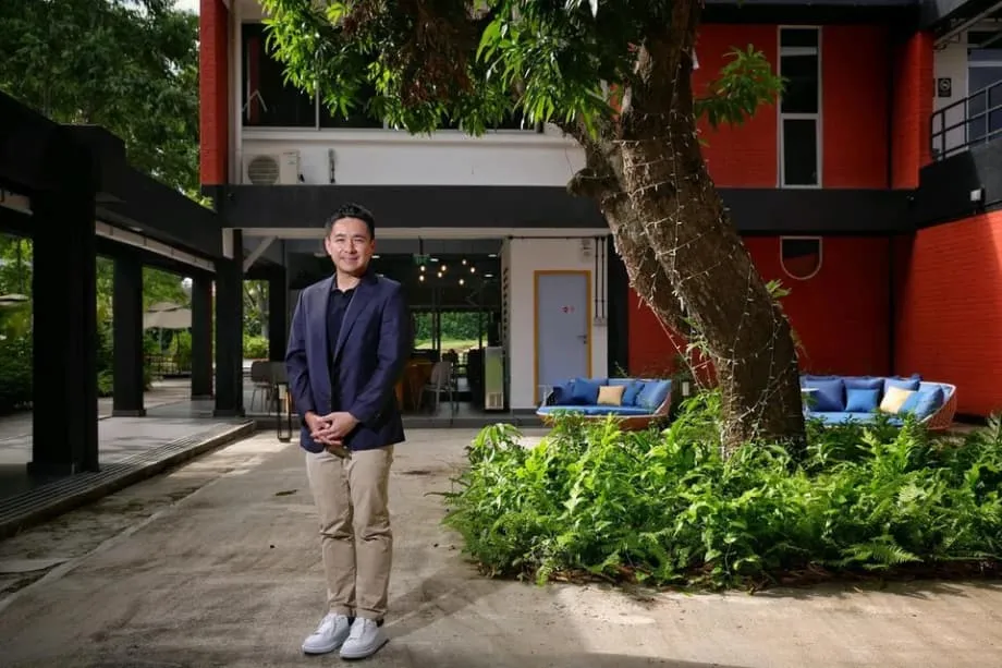 Comment la colocation intergénérationnelle transforme le logement des seniors à Singapour