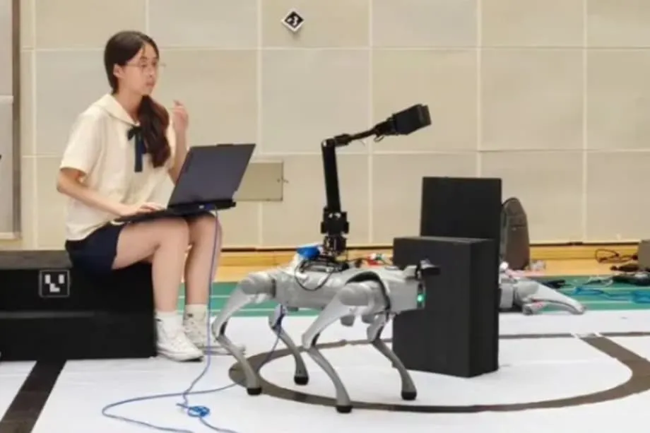 Unitree lance une formation pour apprendre aux étudiants à utiliser le robot quadrupède Go2