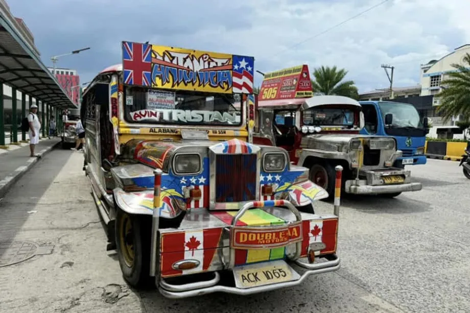 Le jeepney a 80 ans : quel avenir pour ce véhicule emblématique des Philippines ?