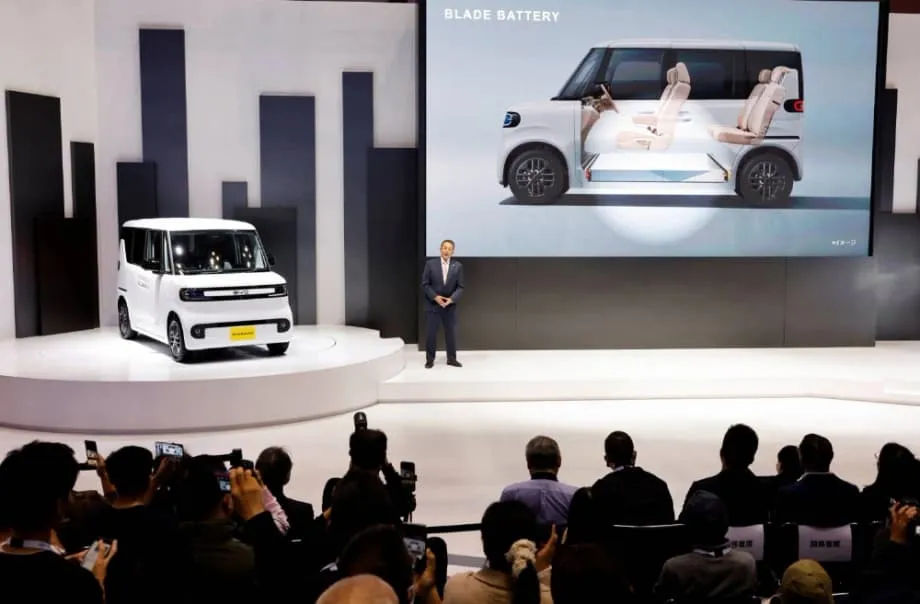 BYD dévoile la Racco, une kei électrique, à Tokyo, alors que la concurrence s’intensifie sur le marché japonais des petites voitures