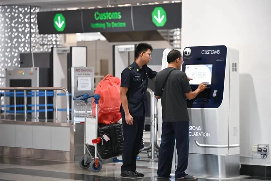Taxe sur les produits et services à Singapour : ce que les voyageurs doivent déclarer lors de leurs achats à l’étranger en 2025