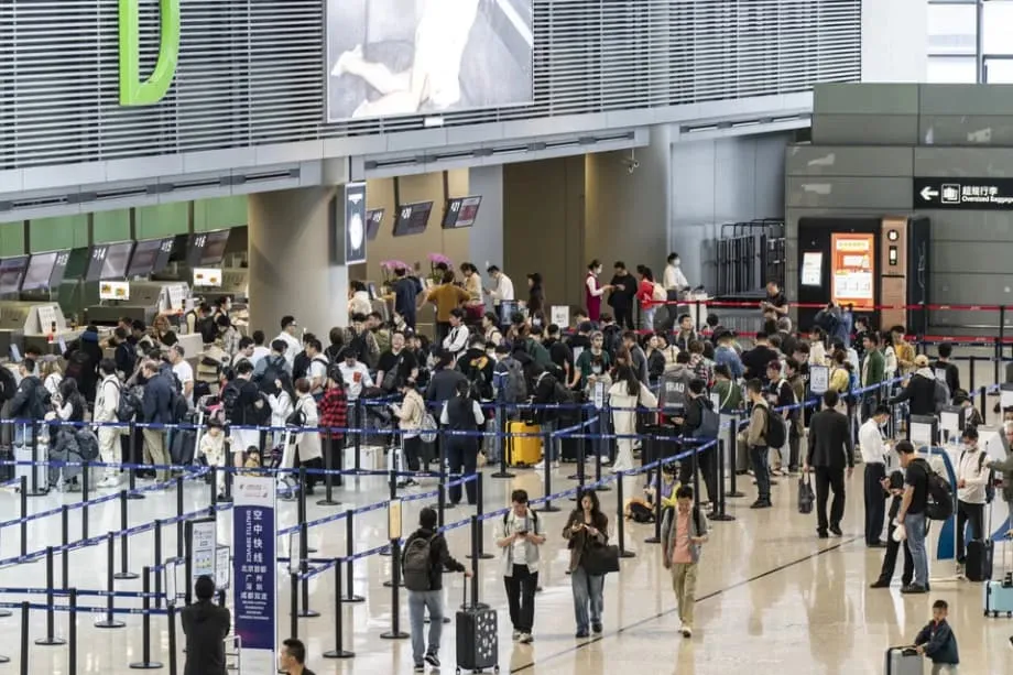 Les bas tarifs continuent de peser sur les trois grandes compagnies aériennes chinoises malgré le rebond estival des bénéfices