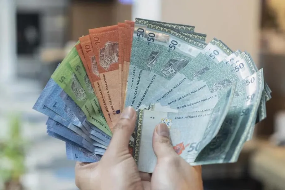 Le ringgit à son plus haut niveau depuis 13 mois, la Malaisie devançant les autres devises asiatiques