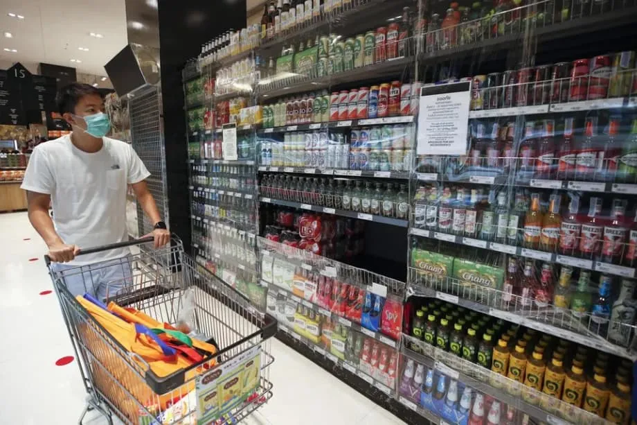La Thaïlande lève l’interdiction de vente d’alcool l’après-midi après la colère du secteur touristique