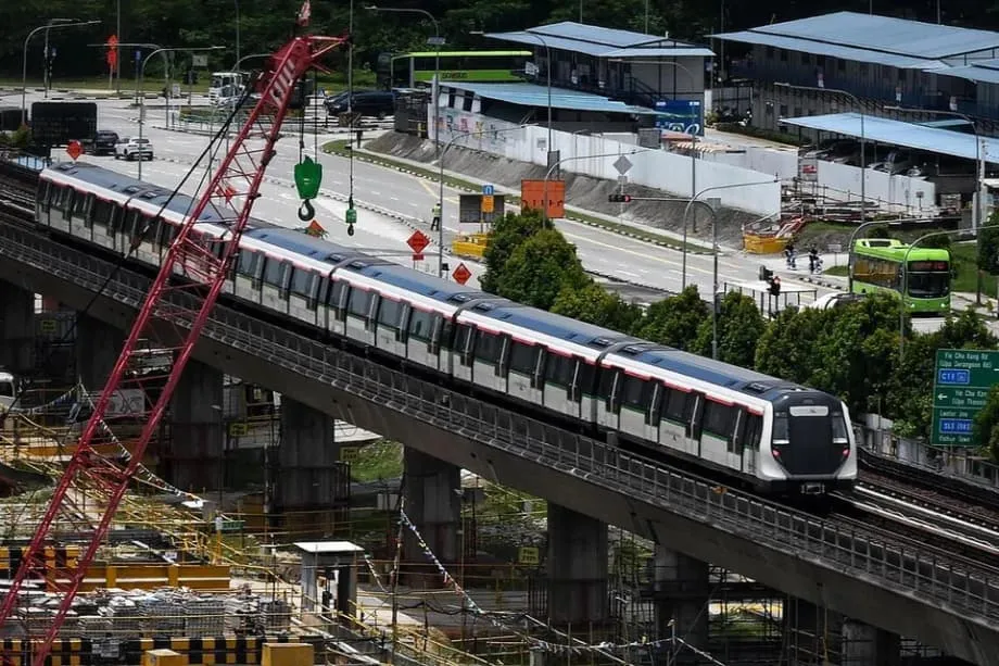Pourquoi Singapour prévoit des interruptions prolongées du métro pour assurer la fiabilité des trains