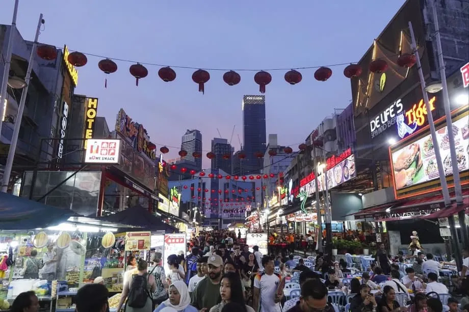 Le projet de rénovation de Bukit Bintang suscite des critiques sur les inondations et les services essentiels