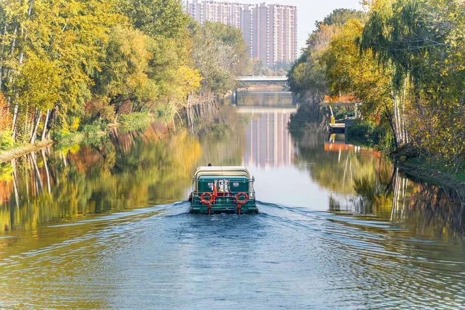 Pékin lance une nouvelle voie navigable pour redynamiser ses rivières urbaines