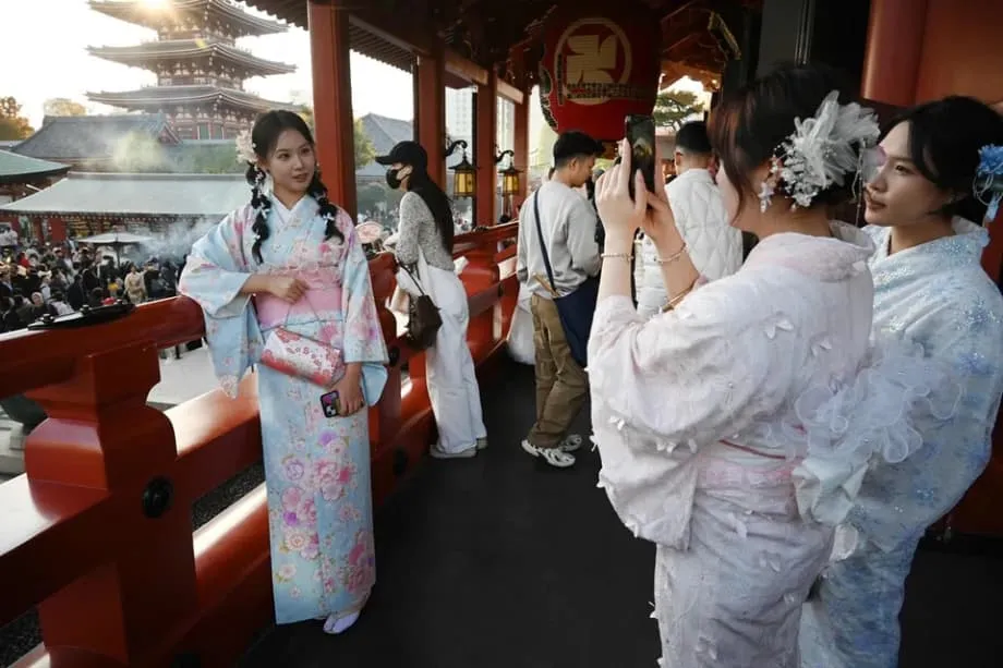 Jusqu’à 40 % des vols entre la Chine et le Japon supprimés, les tensions autour de Taïwan affectant les voyages et les affaires