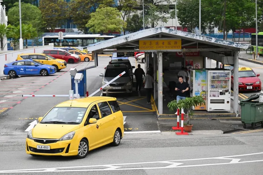 Singapour et la Malaisie assouplissent les règles des taxis : dépose possible partout et flottes autorisées étoffées