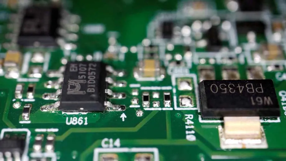 La Thaïlande obtient un investissement de 2 milliards de dollars du premier fabricant mondial de circuits imprimés pour accélérer son développement dans l’électronique