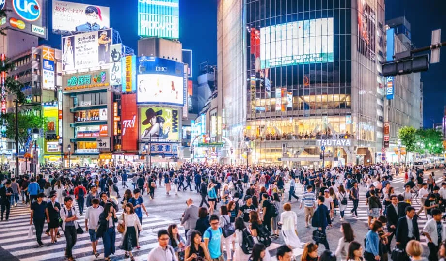 Le Japon adopte une vaste série de mesures concernant les ressortissants étrangers face à la montée du surtourisme et des tensions sociales