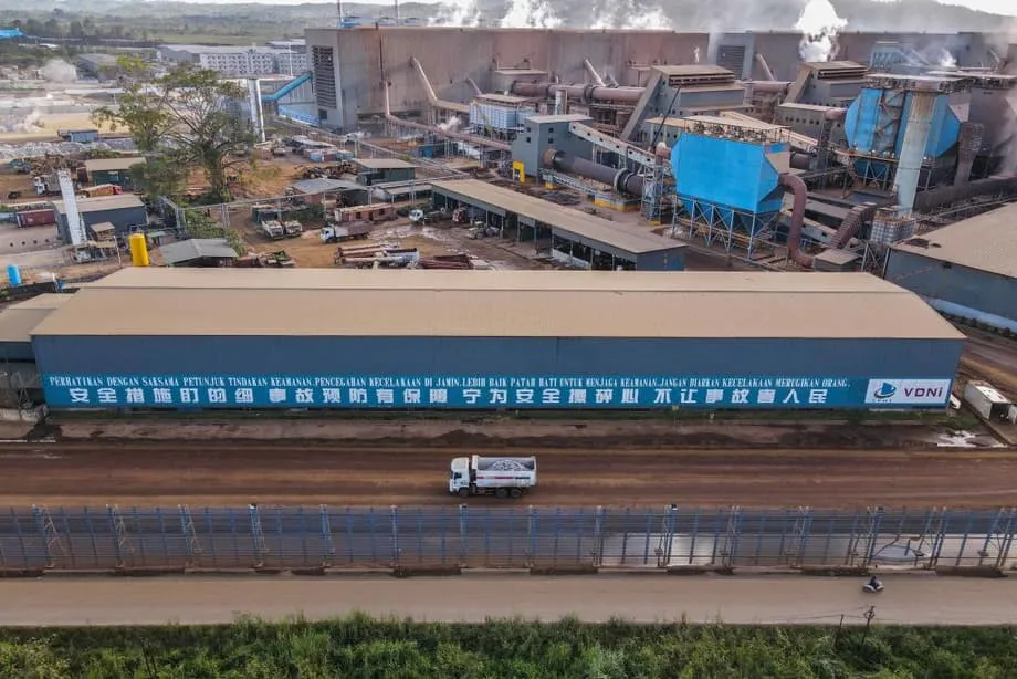 La stratégie chinoise du nickel indonésien : un modèle de domination minière confronté au retournement des marchés