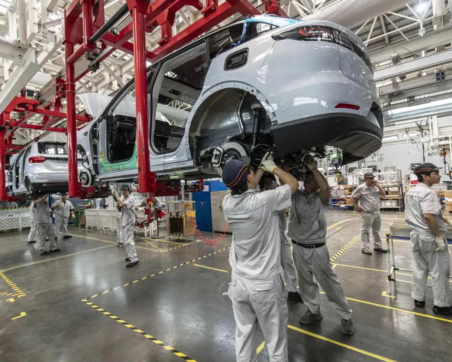 Le secteur chinois des énergies propres génère plus de 90 % de la croissance des investissements, tandis que l’économie verte dépasse celles des pays du G7