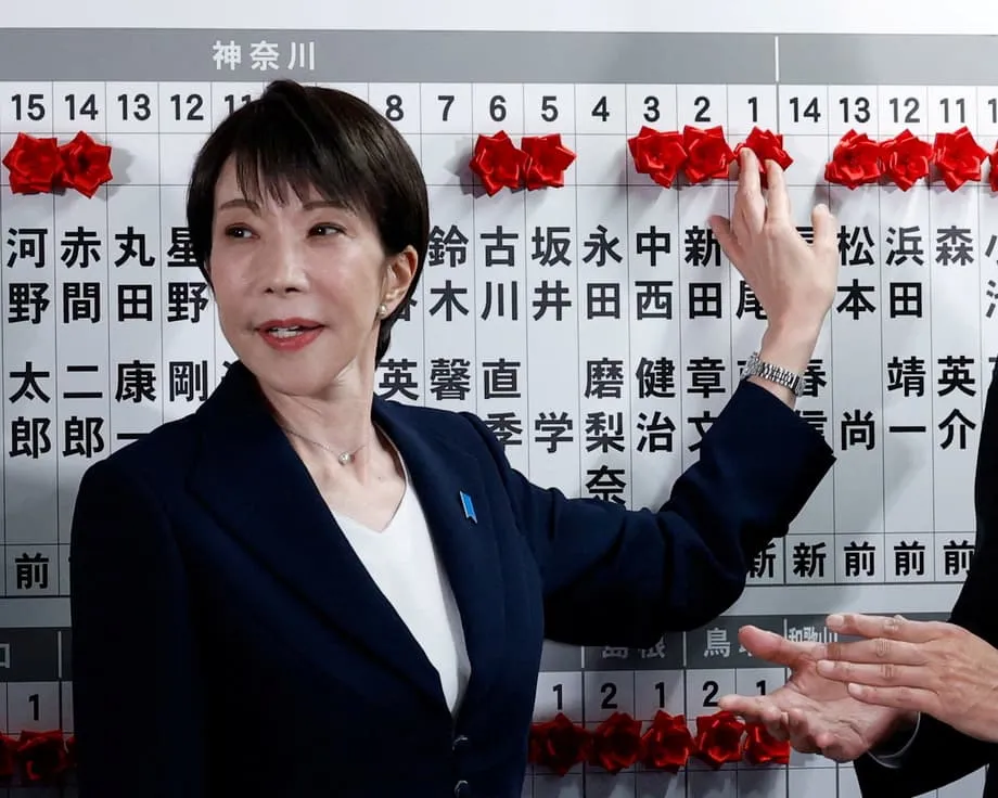 Sanae Takaichi remporte une majorité historique après avoir parié sur des élections anticipées au Japon