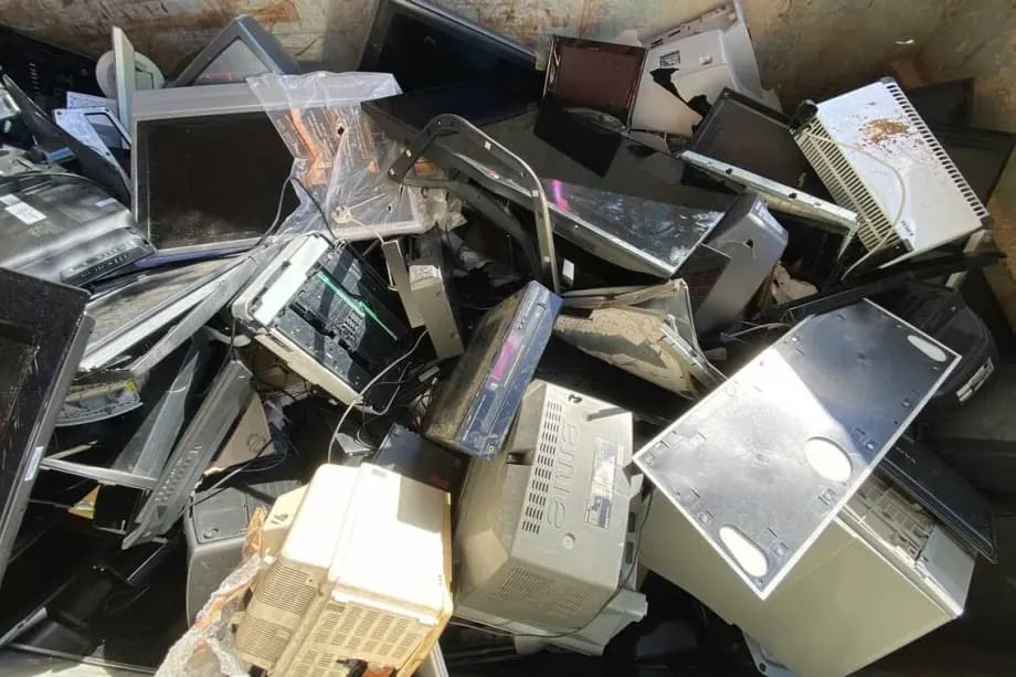La Malaisie renforce ses lois environnementales pour bloquer les importations illégales de déchets électroniques
