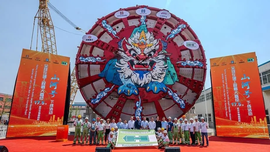 Le colossal tunnelier qui a construit l’autoroute sous-marine de Hong Kong