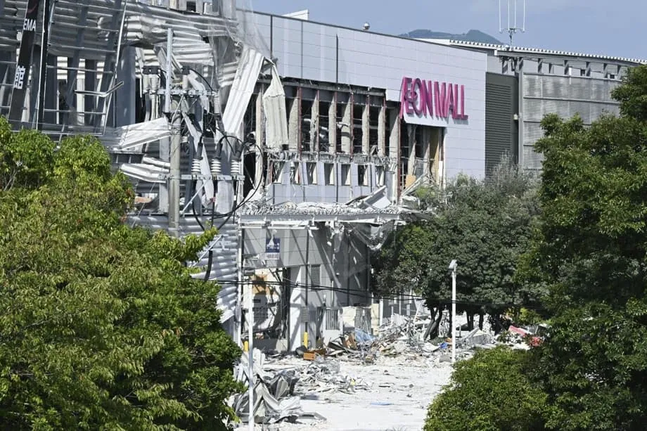 Séisme au Japon : des victimes invitées à retourner au centre commercial pour récupérer de l’argent avant l’explosion meurtrière