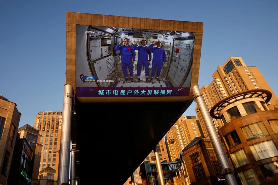 La Chine et les États-Unis se disputent les terrains les plus précieux de la Lune