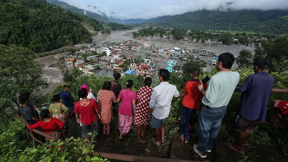 Le Népal réclame 20 millions de dollars au fonds climatique de l’ONU après des inondations meurtrières dans l’Himalaya