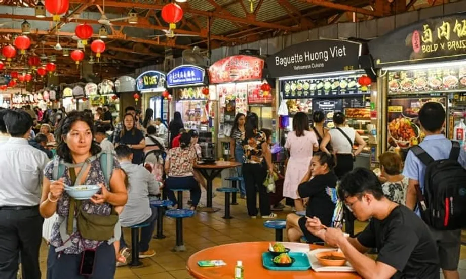 Le secteur de la restauration à Singapour connaît de fortes turbulences : 2 431 établissements ont fermé en 2025