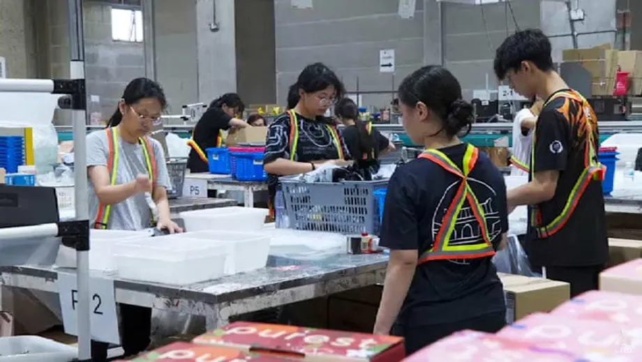 Le raz-de-marée du 11.11 met à rude épreuve la logistique singapourienne